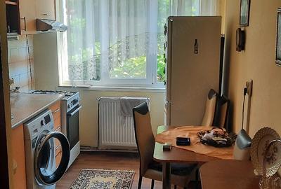 Apartament cu 3 camere semidecomandat în Central - 4