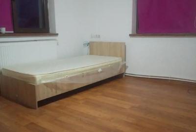 Garsonieră decomandată în Central - 2