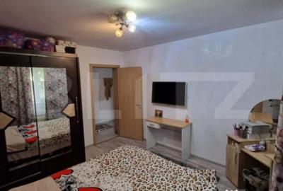 Apartament cu 2 camere semidecomandat, mobilat în Tractorul - 1