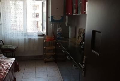 Apartament cu 3 camere decomandat în Sud - 6