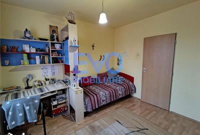 Apartament cu 4 camere în Tătărași - 11