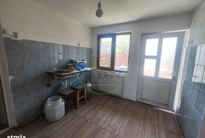 Casă cu 3 camere în Albești - 10