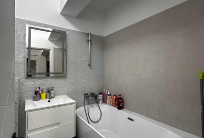 Apartament cu 3 camere decomandat în Central - 3