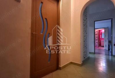 Apartament semidecomandat 3 camere, Miorita - 11