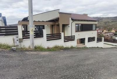 Casă cu 9 camere în Sâncraiu de Mureș - 6