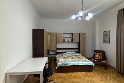 Apartament cu 3 camere semidecomandat în Central - 3