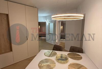 Apartament cu 3 camere semidecomandat, mobilat în P-ța Unirii - 1