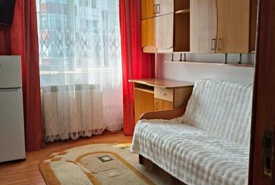 Inchiriez apartament 2 camere - 1