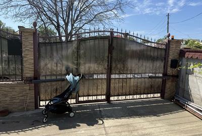 Casă cu 2 camere în Caracal