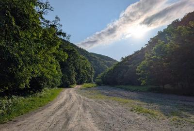 Teren de 4038 mp, în Central - 1