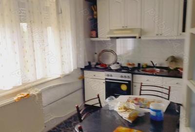 Casă cu 6 camere cu Teren 2900 Mp în Gurbediu - 8