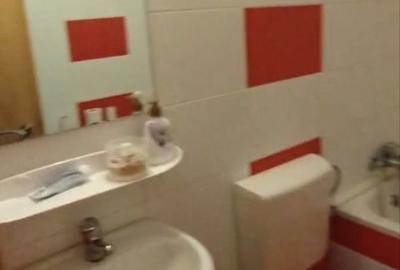 Apartament cu 3 camere decomandat în Turnișor - 2