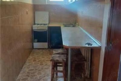 Vand apartament decomandat 2 camere, etaj 4 - 10