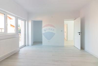 Casa / Vila in centrul orasului Buftea, autobuz, hipermarket, piata - 15