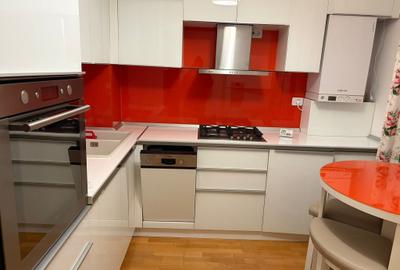 Apartament cu 3 camere decomandat, mobilat în Trocadero - 11