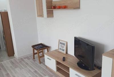 Apartament cu 2 camere semidecomandat, mobilat în Central - 1