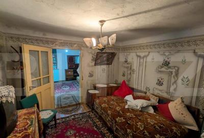 Buc?ani 80mp, teren 2540mp casa de renovat - 8