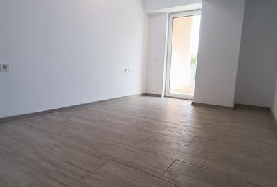 Apartament cu 2 camere decomandat în Rovine - 9