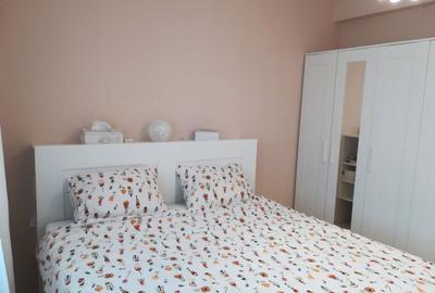 Apartament cu 3 camere decomandat în Central - 1