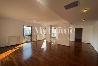 Apartament superb, spatios si luminos cu 4 camere, nemobilat, parcare, boxa Apartament superb, spatios si luminos cu 4 camere, nemobilat, parcare, boxa - 1