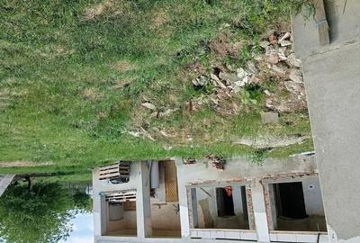 Casă cu Teren 1829 Mp în Central - 8