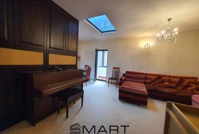 Apartament cu 3 camere decomandat, mobilat în Poiana Brașov