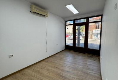 Spațiu comercial, de 18 mp, în Ultracentral - 4