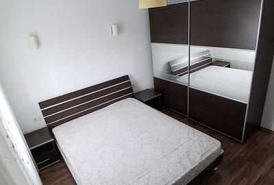 Apartament cu 2 camere decomandat în Micro 19 - 2