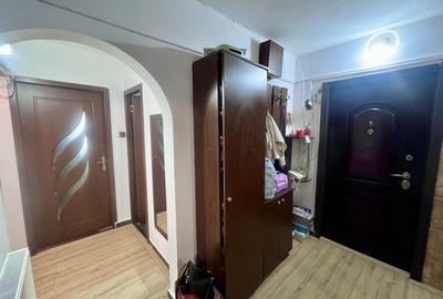 Apartament cu 3 camere decomandat, mobilat în Soarelui - 9