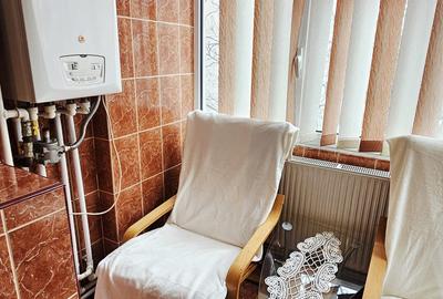 Apartament cu 2 camere decomandat în Micro 17 - 8