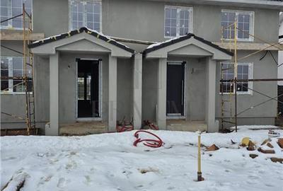 Duplex cu 4 camere cu Canalizare în Urseni - 2