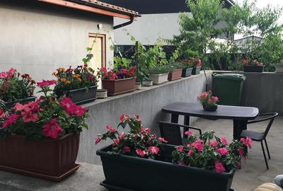 Vila cu 4 .camere 3. bai --249 mp utili - teren 881mp - 6