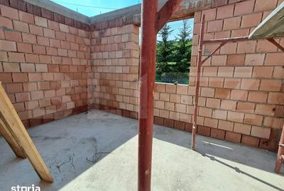 Casă cu 5 camere cu Teren 200 Mp în Corunca - 3