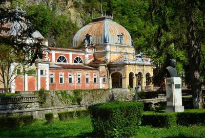 Teren Baile Herculane zona Centrul Istoric Cazinou - 11