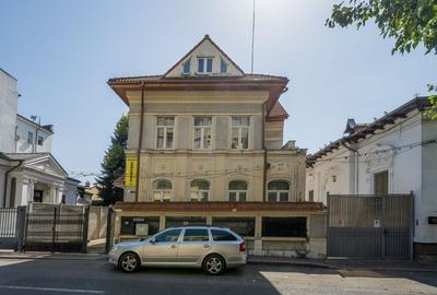 VILA CU POTENTIAL URIAS - str Matei Basarab, Unirii-Udriste-Coposu - 39
