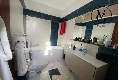 Apartament cu 5 camere decomandat, mobilat în P-ța Dorobanți - 15