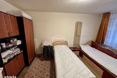 Spațiu comercial, de 85 mp, în Central
