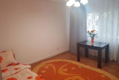 Garsonieră decomandată în Central - 1