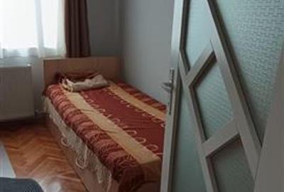 Apartament cu 4 camere decomandat în Simeria - 13