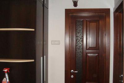 Apartament cu 2 camere decomandat în Central - 4