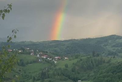 Teren de 1000 mp, în Fundata - 6