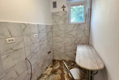 Iancului-metrou, garsoniera decomandata 33 mp, bl.mixt, - 2