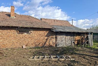 Casă cu 3 camere în Sâmburești - 2