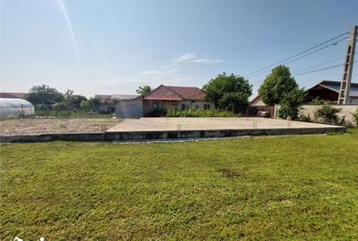 Casă cu 2 camere cu Teren 1024 Mp în Mărăcineni - 12