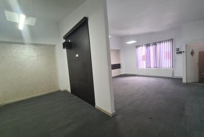 Birou, de 50 mp, în Tătărași - 2