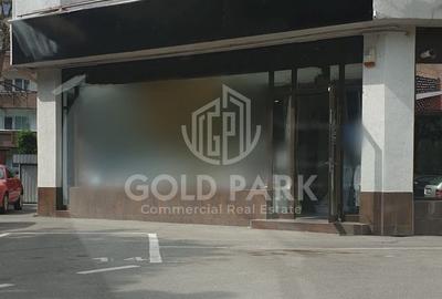 Sp. Comercial-Vitrina  la Strada-MARASTI-in Statia de bus - 1