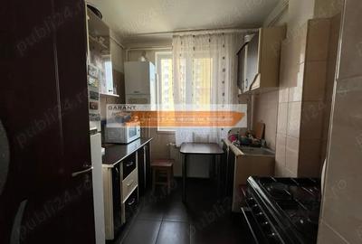 Apartament cu 2 camere semidecomandat în Calea București - 3