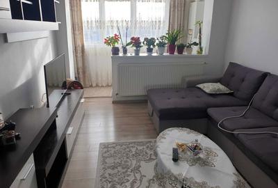 Apartament cu 2 camere semidecomandat în Micro 6 - 2