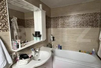 Apartament de vanzare, cu 4 camere, 119 mp, Bistrita - 14