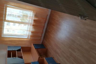 Apartament cu 3 camere decomandat în Aradul Nou - 2